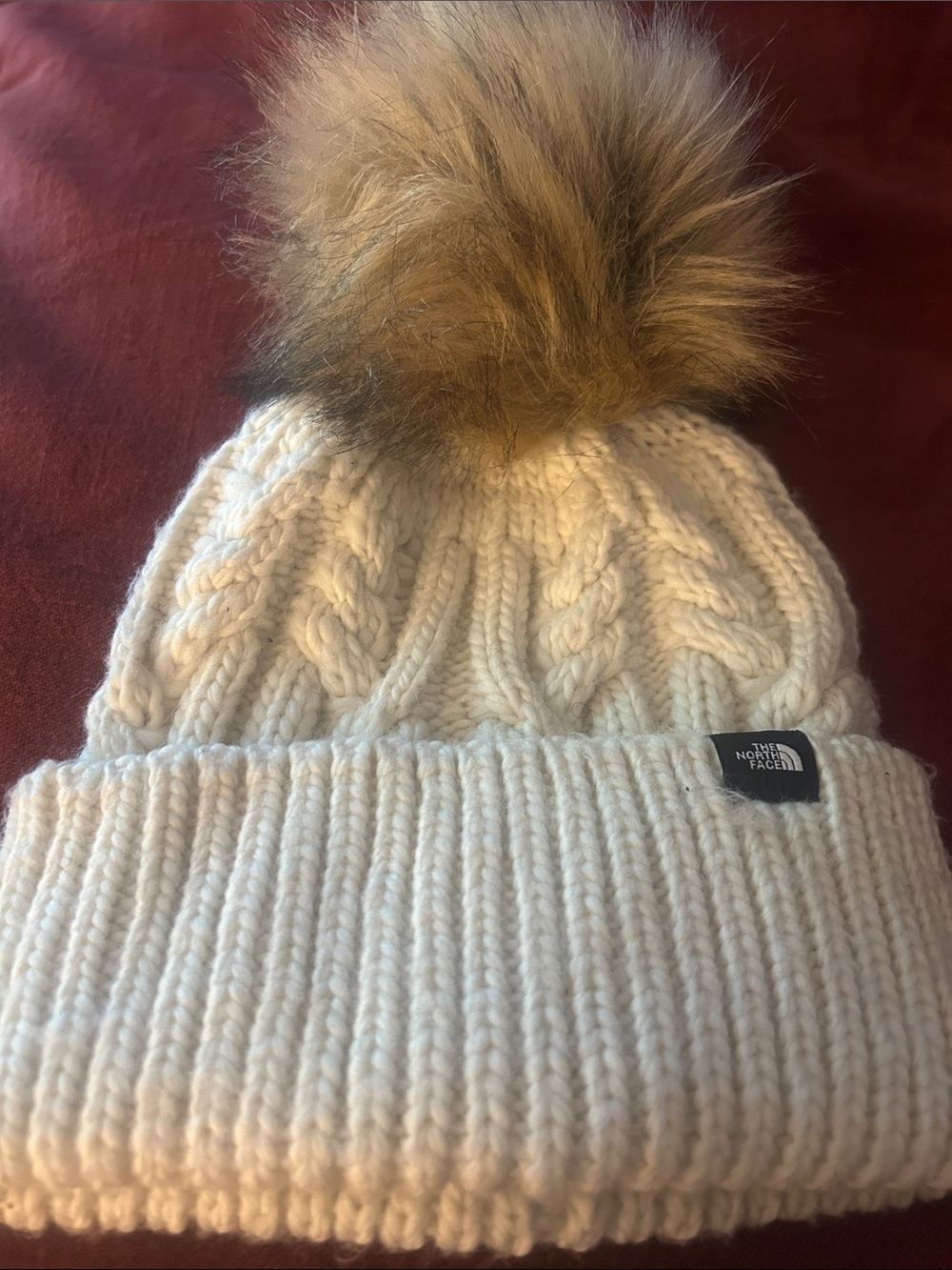 The North Face Kids Cream Cable-Knit Beanie with Brown Faux Fur Pom